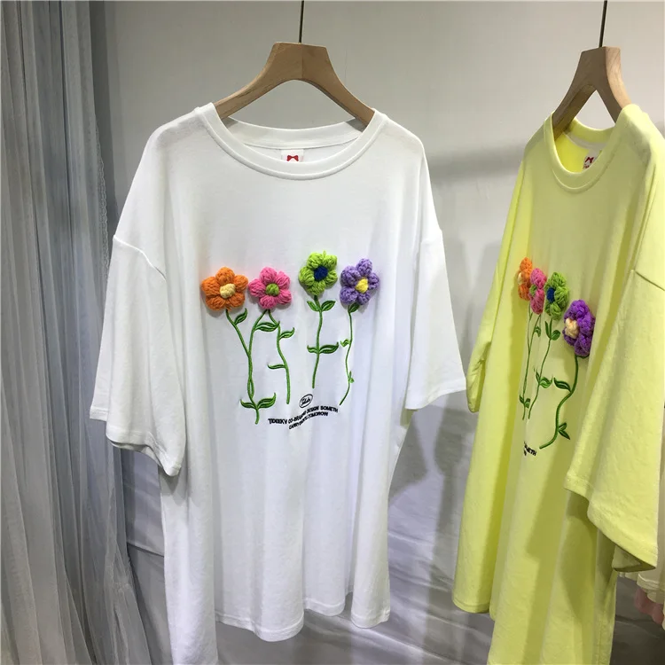 

Korean Youth Age Reduction T-shirt 2022 New Summer White Cotton Top Embroidery 3d Flowers Loose Short Sleeve Casual Tees Women