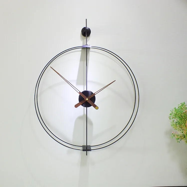 

Nordic Modern Minimalist Spanish Wall Clock No Punch Dining Room Living Room Black Walnut Large Hands Aluminum Plated Wall Hangi