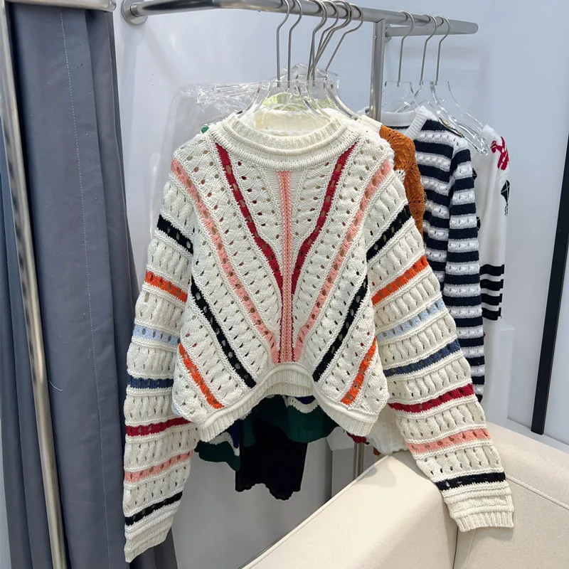 Women's Pullover 2022 New Style Wool Color-Matching Stripes Hollow Hook Flower Bat Sleeve Short Round Neck Knitted Sweater