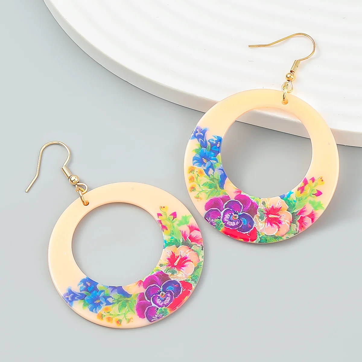 

New Retro Flower Temperament Boho Round Circles Earrings Acrylic Simple Candy Color Earrings Pendientes Piercing Oreja Gifts