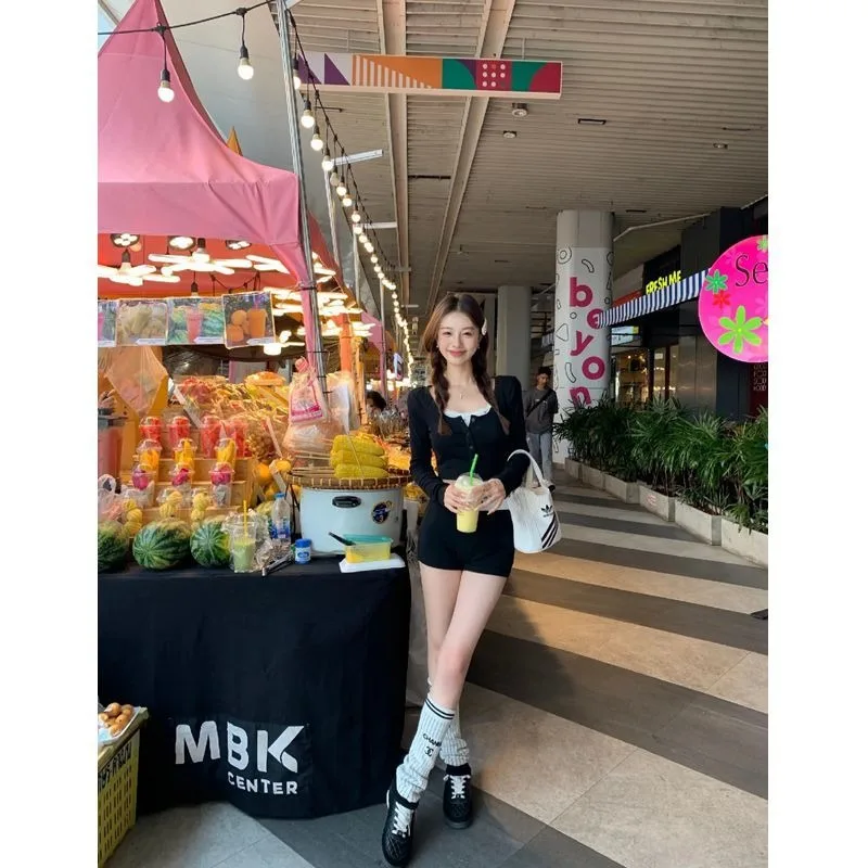 Женский комплект из трех предметов милый кардиган на бретельках и шорты весенний