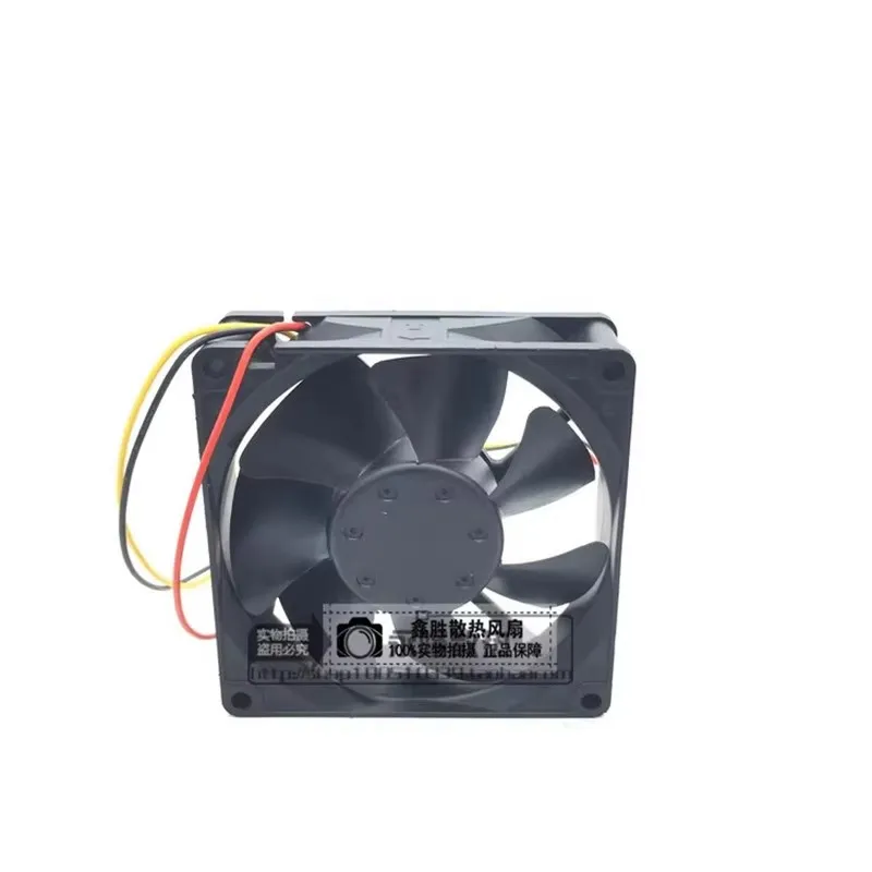 Аутентичный 3110KL-05W-B69 24 В 0 18 А 8 см 80*80*25 мм 3-проводной преобразователь частоты