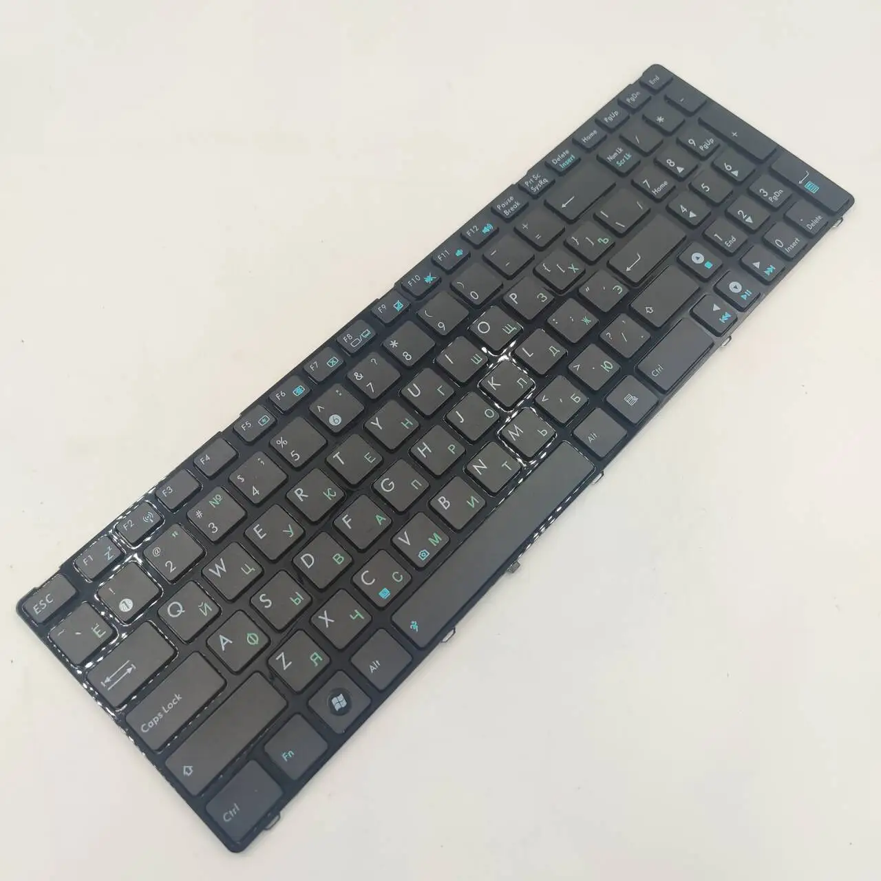 Фото Клавиатура для ноутбуков Asus A52, A53, K52, K53E, K72, N73J, G72, G73, R503U, R704, X55, X75 (русская раскладка) №2