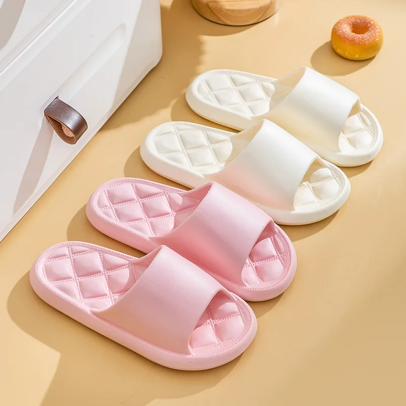 

Уличные женские тапочки, новые сандалии на плоской платформе, летние сандалии для ванной, Нескользящие римские сандалии на платформе