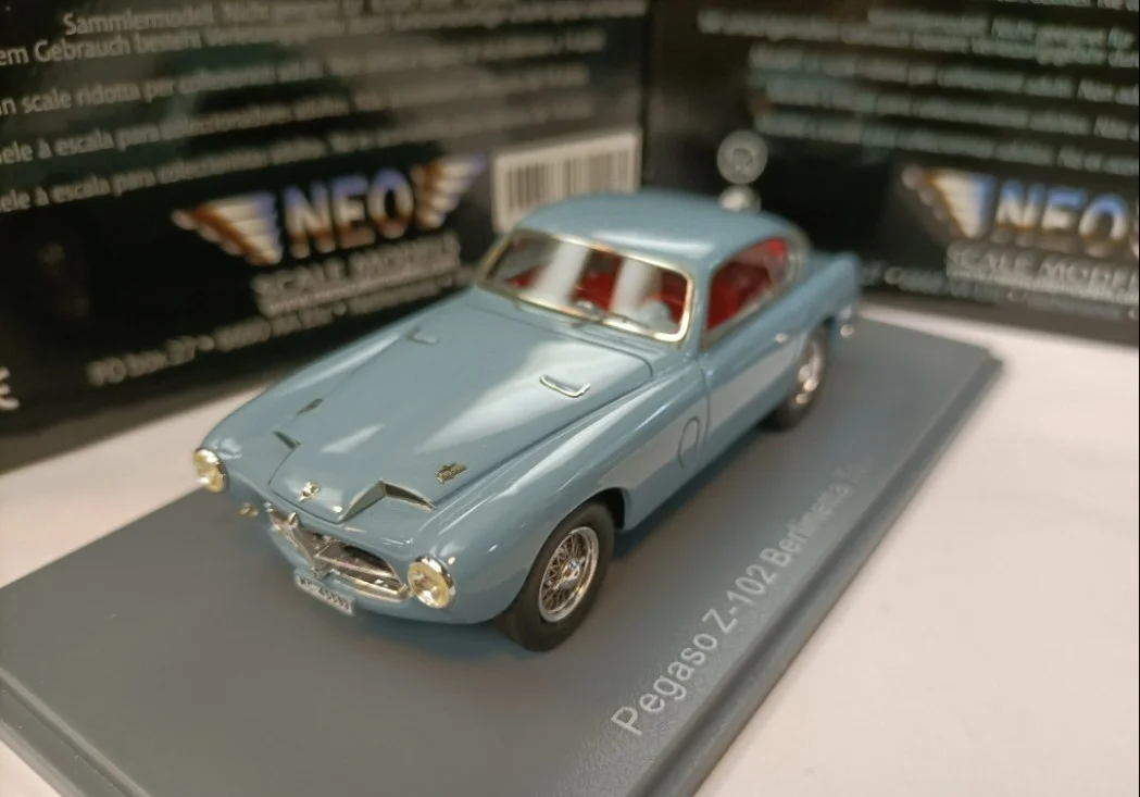 

simulation car 1/43 model Neo Picasso vintage station wagon Z-102 Berlinetta special high-end collection decoration gift