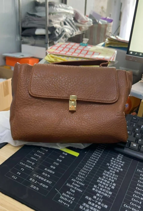 Модная индивидуальная однотонная сумка с верхней ручкой 2024 подходящая ко всему