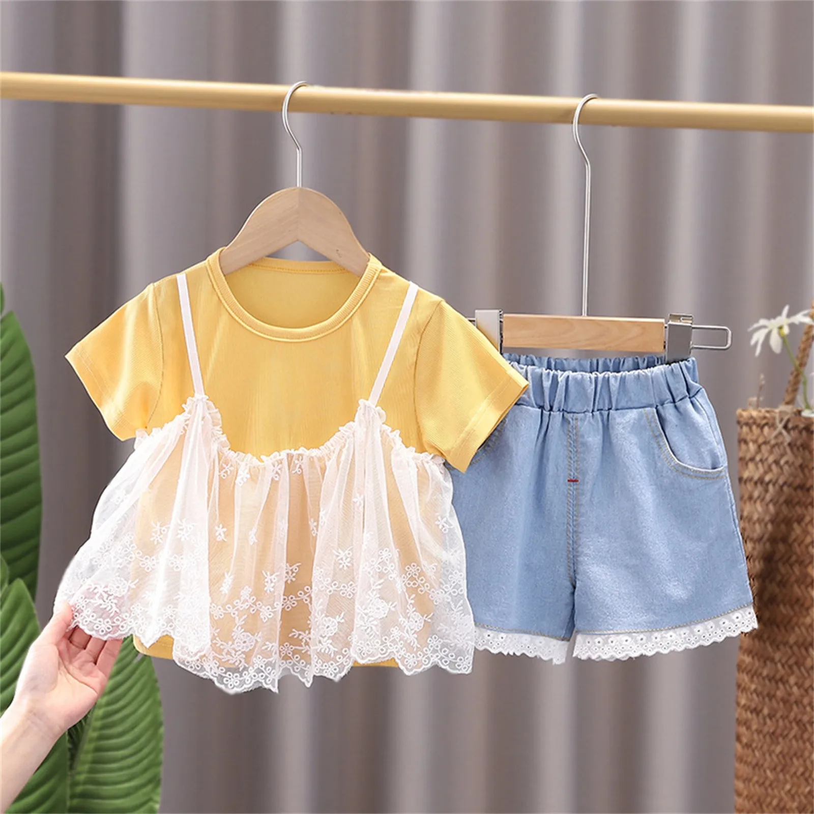 

Toddler Kids Girls Clothes Summer Short Sleeve Lace Ribbed Ruffle T Shirt Tops Denim Teen Girl Outfits Infant Baby Clothes Boy