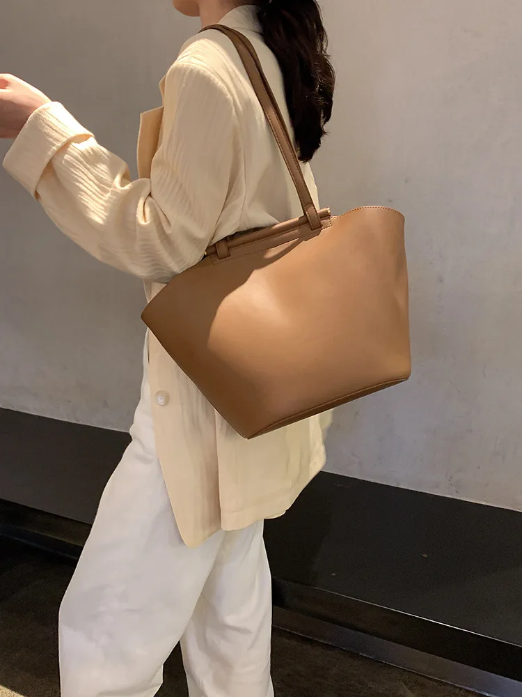 

2022 New Single Shoulder Bag Leather Bag Women's Bag Bucket Armpit Bag Single Shoulder Bag Women's Handbag Women's Bag