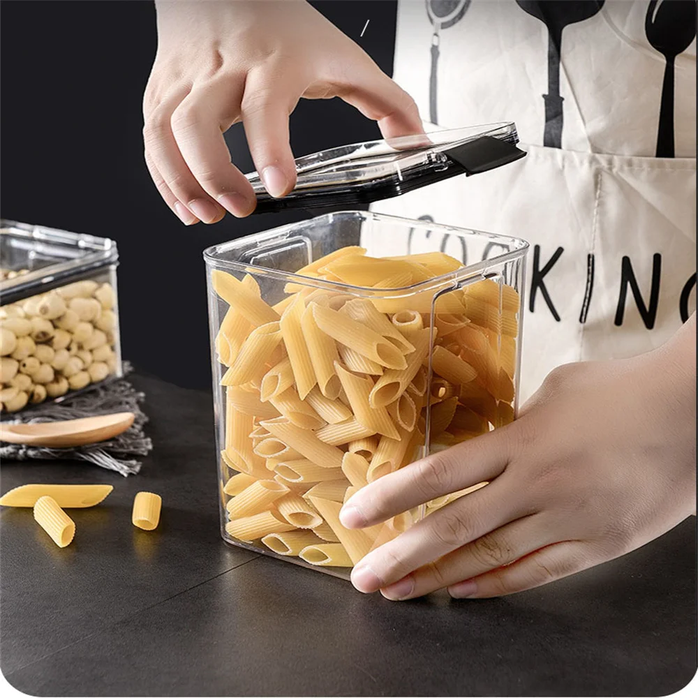 Герметичный контейнер для пищевых продуктов 700/950 мл
