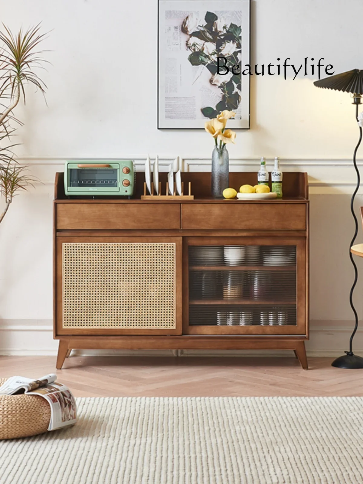 Kredens z litego drewna Retro Rattanowa szafka do przechowywania Małe mieszkanie Japońska wielofunkcyjna na herbatę