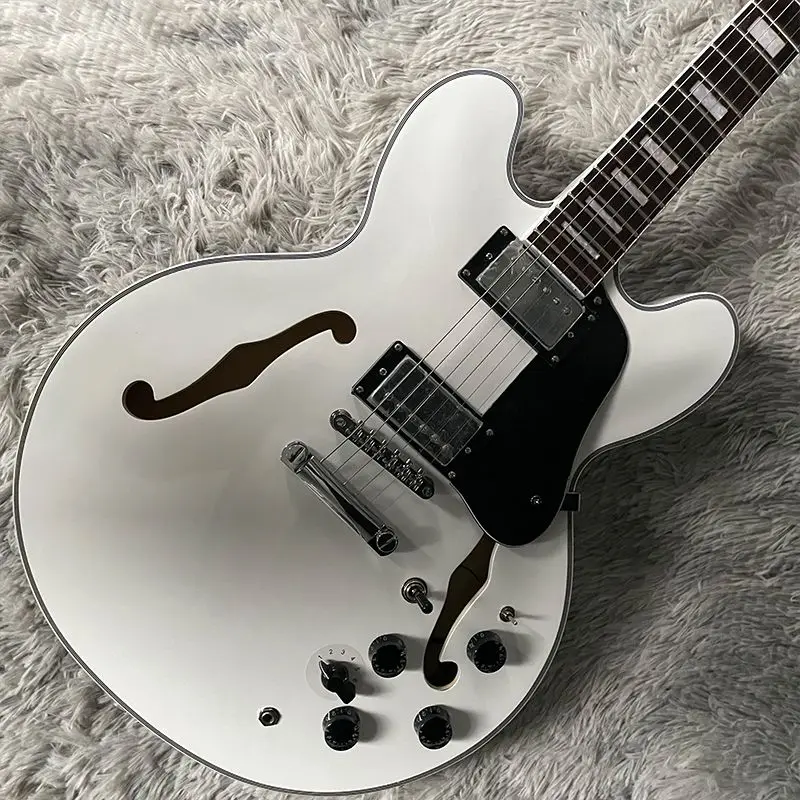 

Новая высококачественная белая фотоэлектрическая гитара, 6 струн, полуполые гитары 2H, пикапы, корпус красного дерева, фингерборд из палисан...