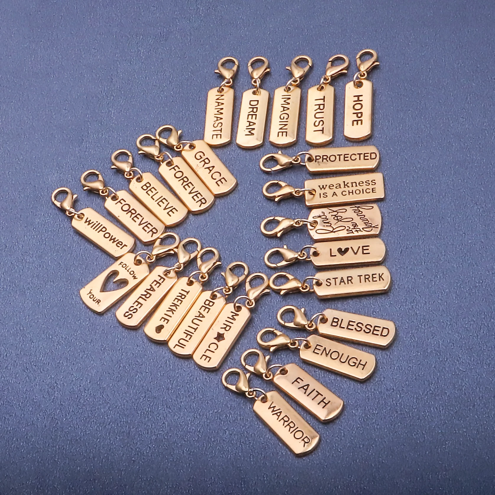 

24PCS Word Tags Key Chain Pendant Charms Antique Gold Color Blessed Faith Believe Trust Family Fearless Dream Hope Forever Love