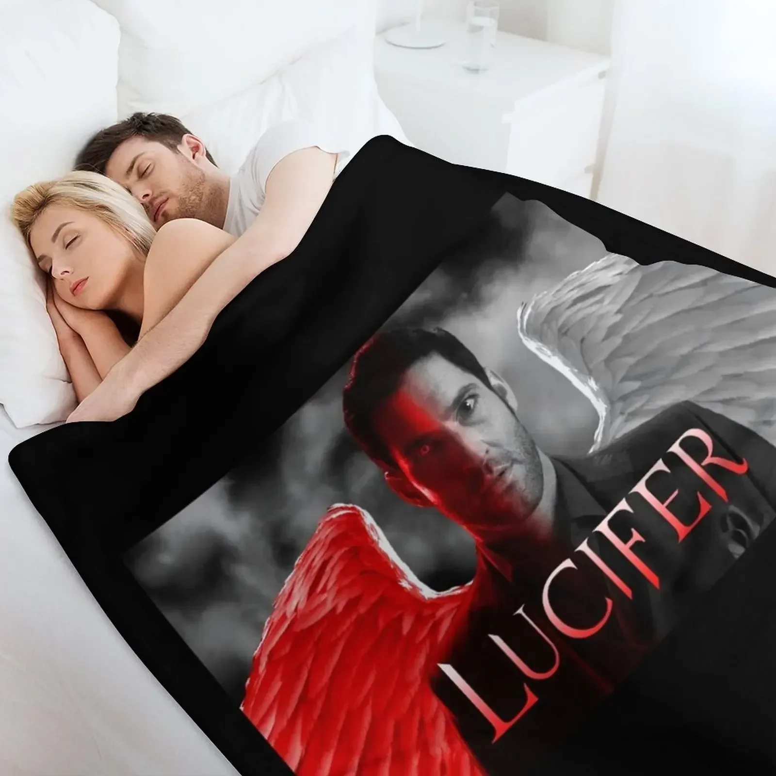 Одеяло Lucifer Half Devil Face теплое фланелевое одеяло