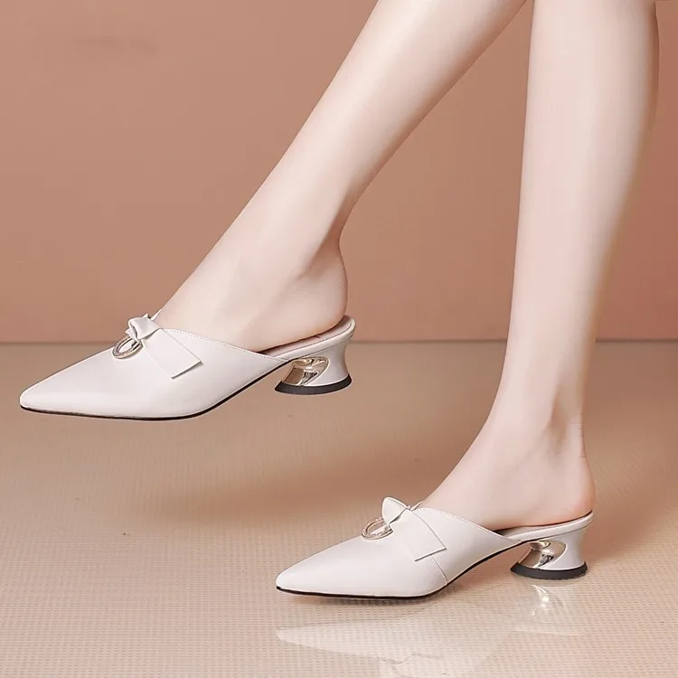 

Шлепанцы женские на низком каблуке, блестящие сланцы с бантом-бабочкой, резина, элегантная базовая обувь из искусственной кожи, Нескользящи...