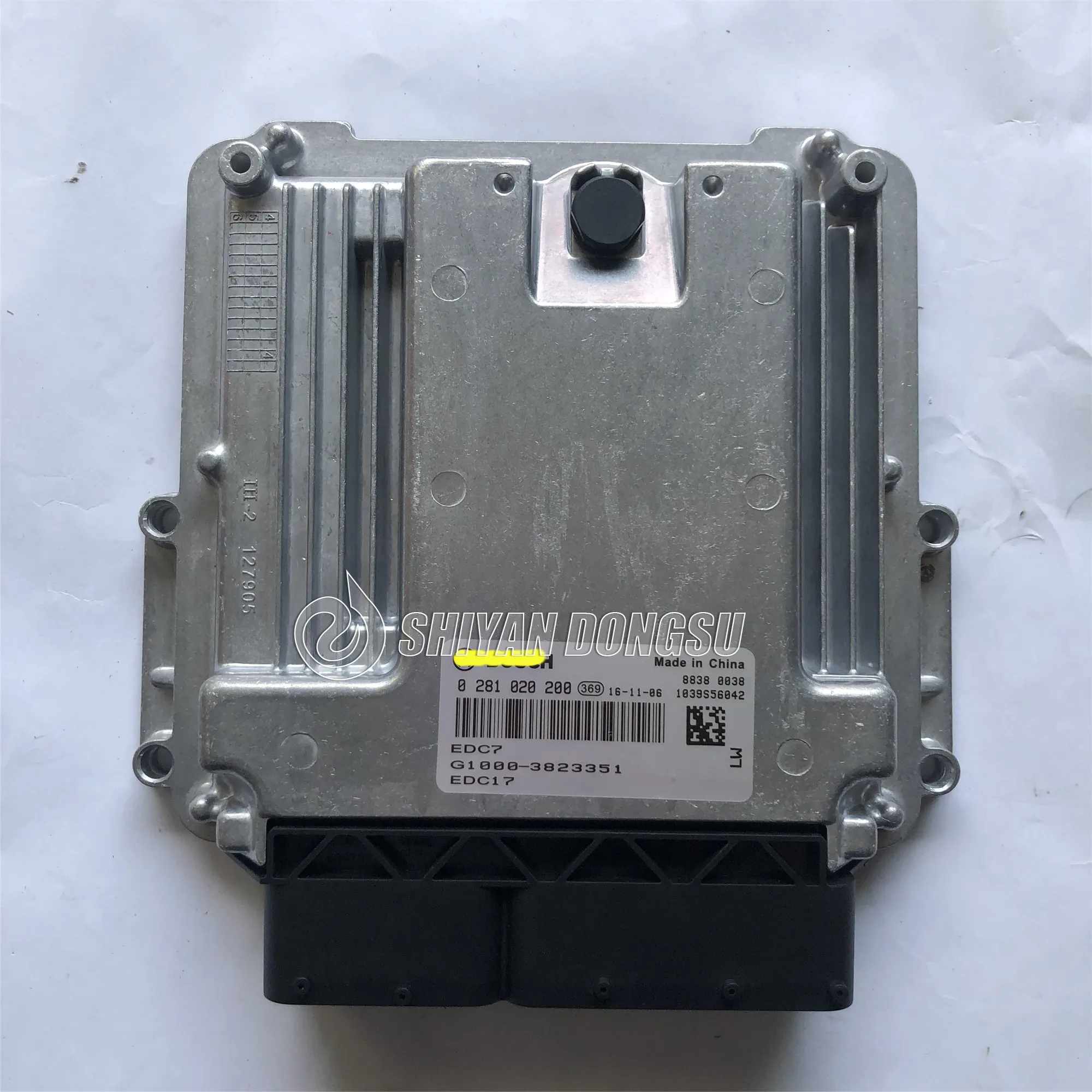 

Yuchai diesel engine control module ECM ECU 0281020200 EDC7 EDC17