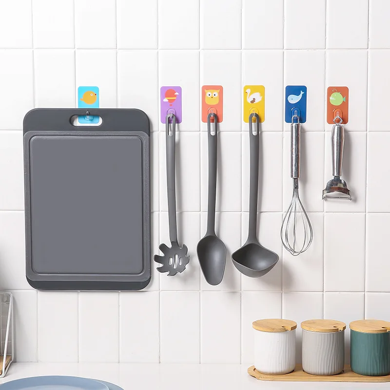 

Free Seamless Self Adhesive Hook Creative Cute Wall Hook Punch Strong Load-bearing Wall Hanging Shelf Kitchen Bathroom Organizer