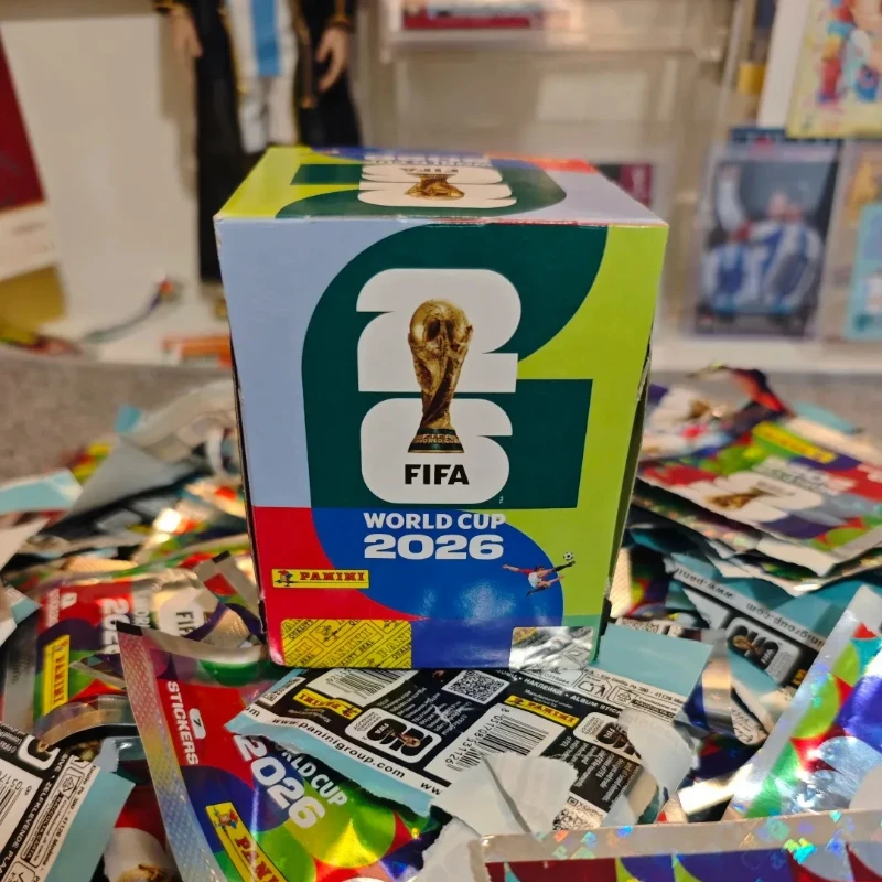 Фото В наличии: Официальная коллекция стикеров Panini к Чемпионату мира по футболу 2026, премиум-издание, футбольные сувениры, коллекционные карточки, подарок №3