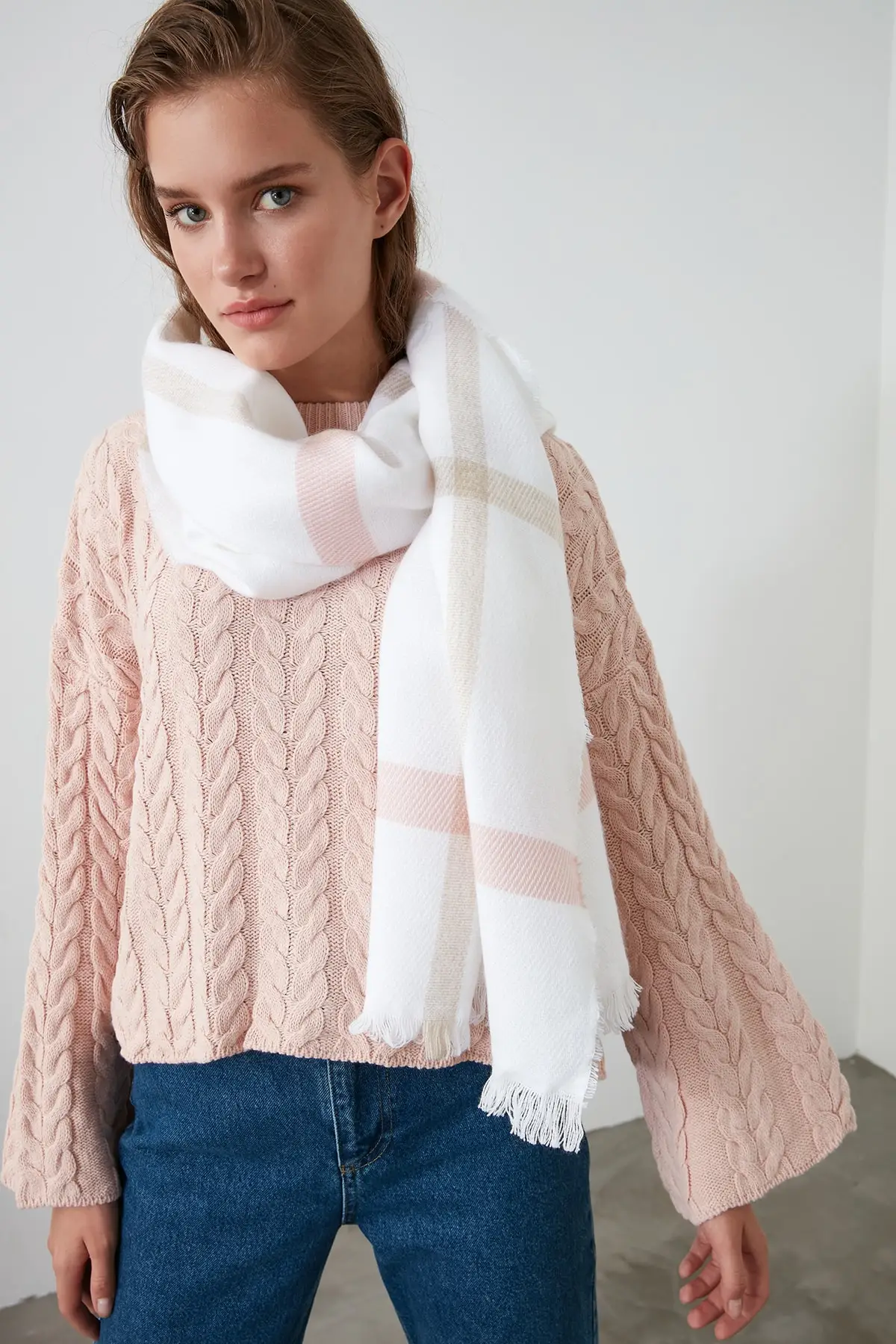 Мягкий текстурированный клетчатый шарф TWOAW20AT0041| |