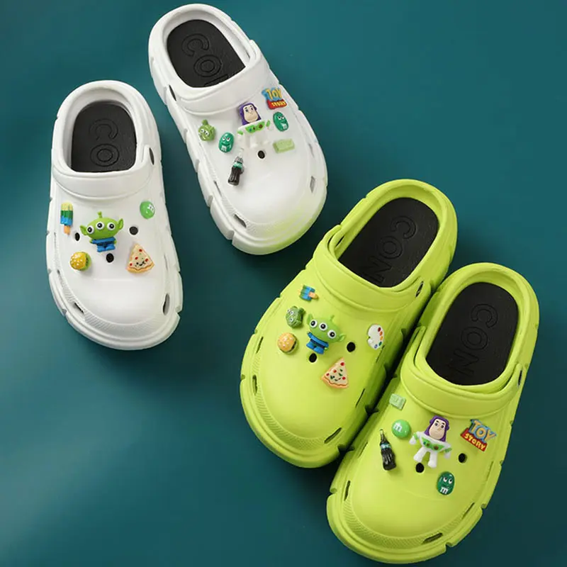 

3D 12Pcs/Sets Shoe Decoration Croc Charms Accessories DIY Combiation Shoes Buckle For Girls Woman Kids Party Croc Friend Gifts