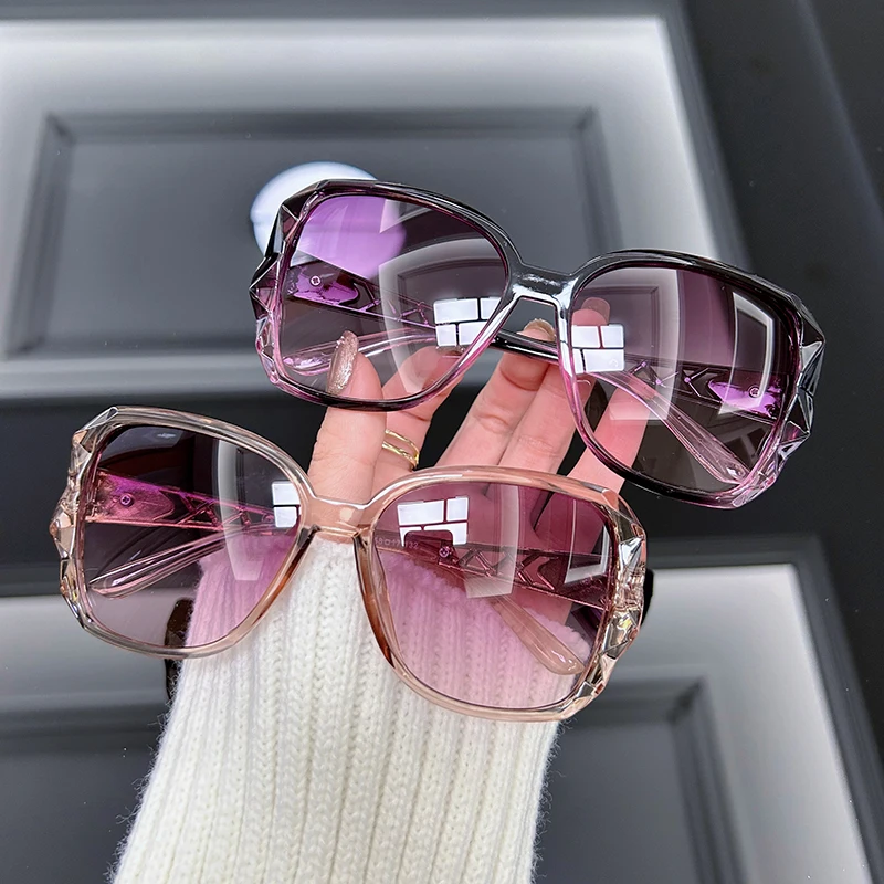 Очки солнцезащитные женские квадратные