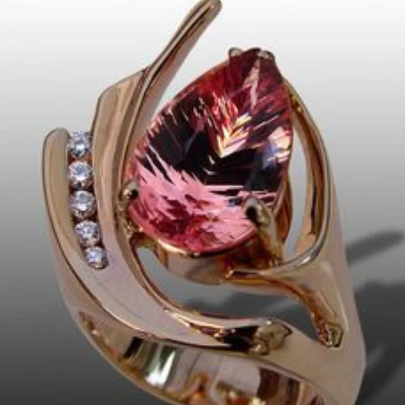 

Vintage Rose Big Stone Rings for Women Pear Cut Pink Zircon Crystal WaterDrop Lear Flower Ring Luxury Fashion Party Jewelry