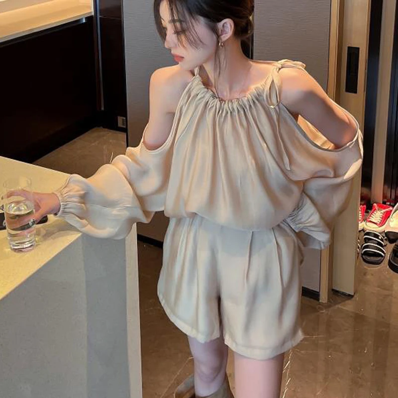 

Johnature Summer New Casual Womens Tow Pieces Sets 2022 Off Shoulder Halter Top Elastic Waist Short Loose Simple Women Sets