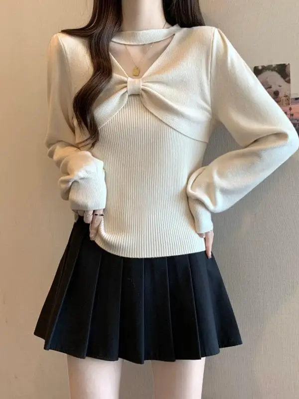 Вязаная женская вязка с бантом и v-образным вырезом осень-зима 2024 большие размеры