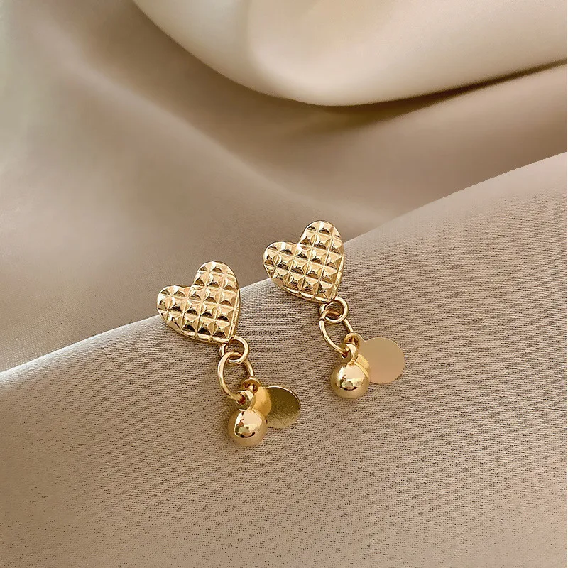 

New Love Heart Earrings Girls Trendy Stud Earrings Elegant Sweet Drop Earrings For Women Girls Party Wedding Jewelry Accessories