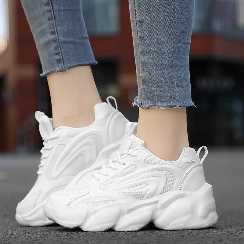 Autumn and Winter Breathable Invisible Elevator Men's Shoes 0cm White Couple Large Small Size Sports Casual Platfo...