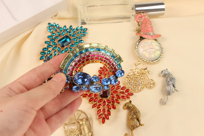 Винтажные броши в стиле барокко со стразами и радужным крестом для женщин мужчин