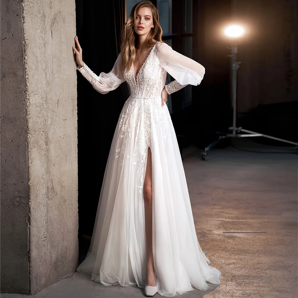 

Boho Wedding Dress V Neck Long Sleeves Thigh Slit Sexy Beach Wedding Gown A Line Sweep Train Lace Applique Illusion Bridal Gowns