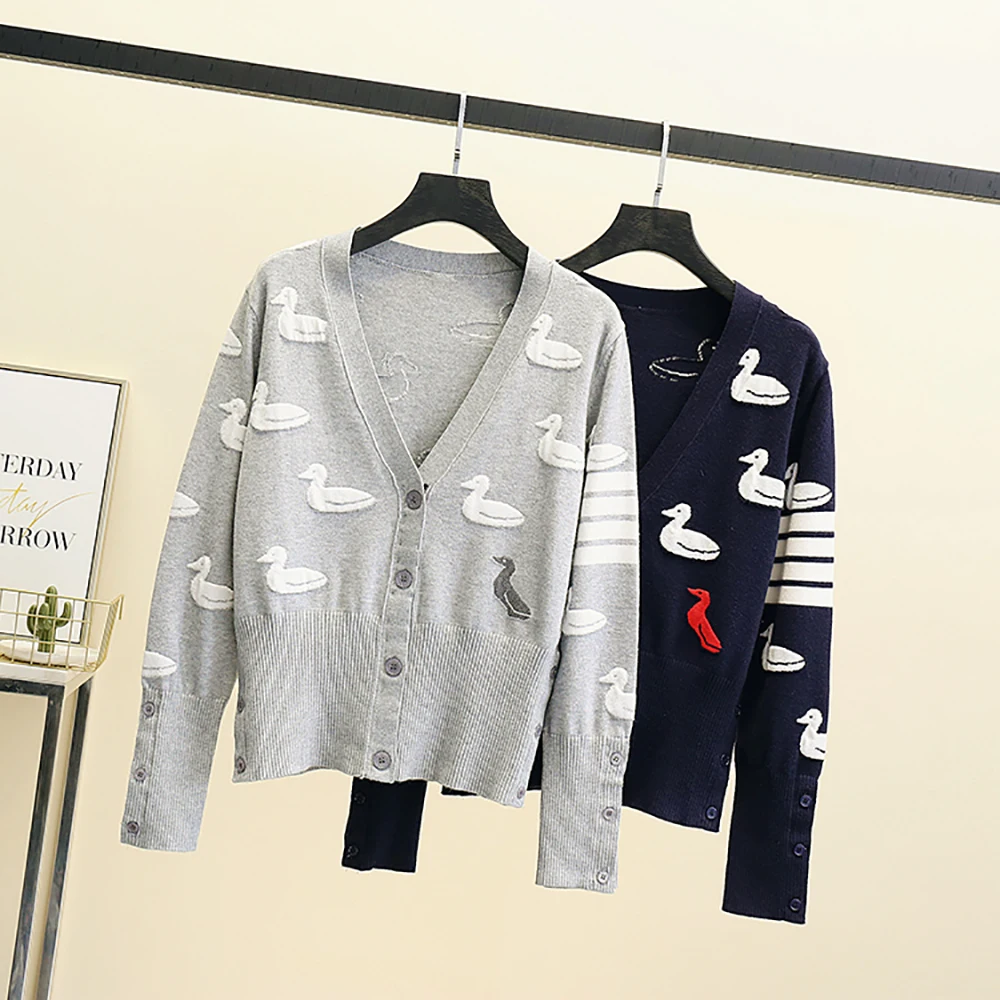 

2022 Ladies Cardigans Long Sleeve Knitted Argyle Sweater Women Korean Vest Sweaters Female Jumpers Cardigan Jacket with Buttons