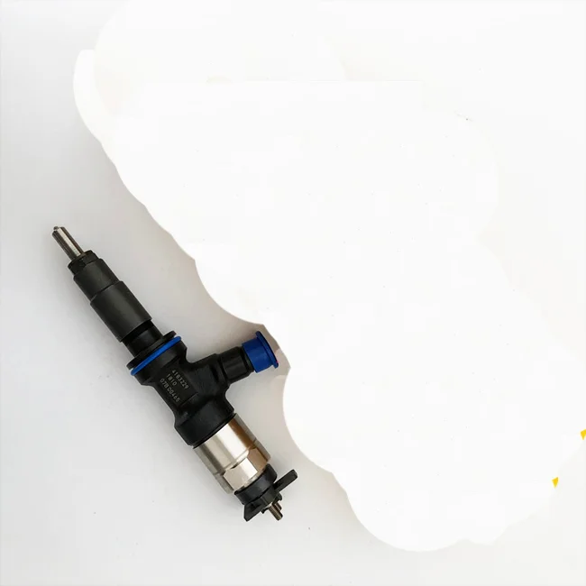 

Original New Common Rail Fuel Injector 295050-1810 4183229 418-3229