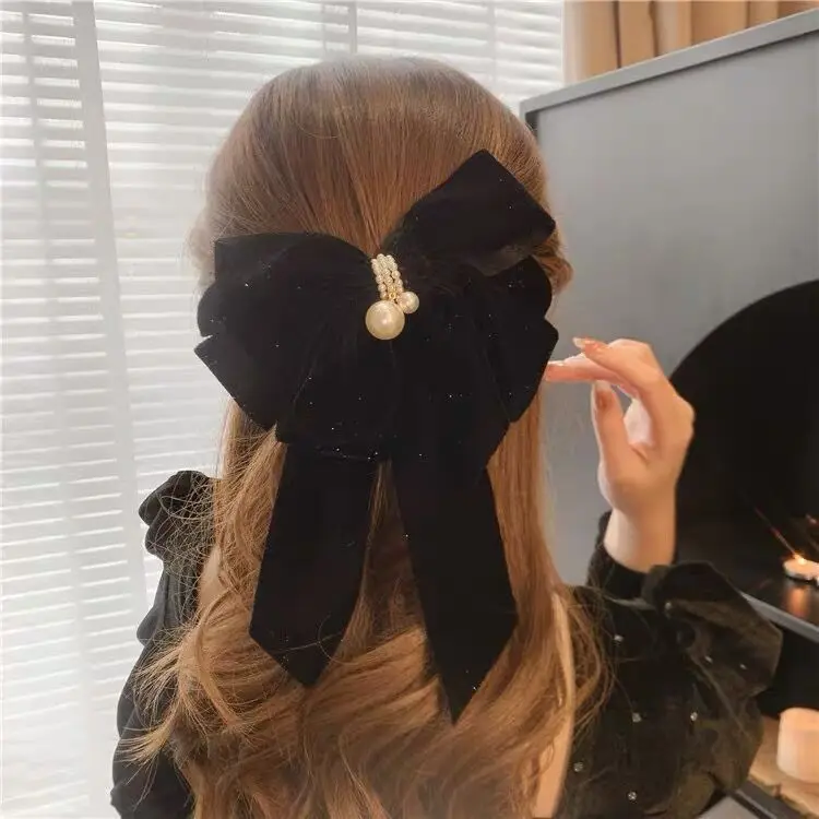 

Red Velvet Bow Hairpin Women's Rhinestone Headdress on The Back of Her Head
