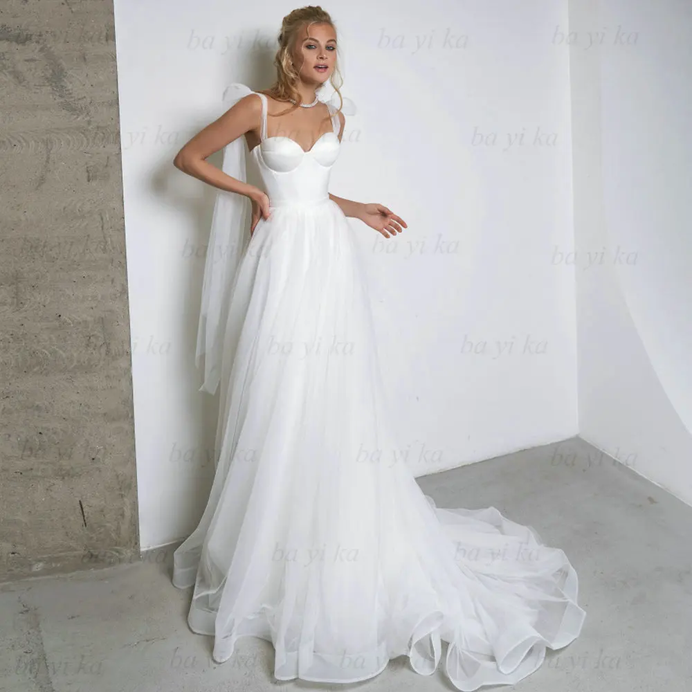 

Simple Spaghetti Strap Beach White Wedding Dress Vestido de novia 2022 Backless Soft Tulle Bride Gown Sweep Train Robe de mariee
