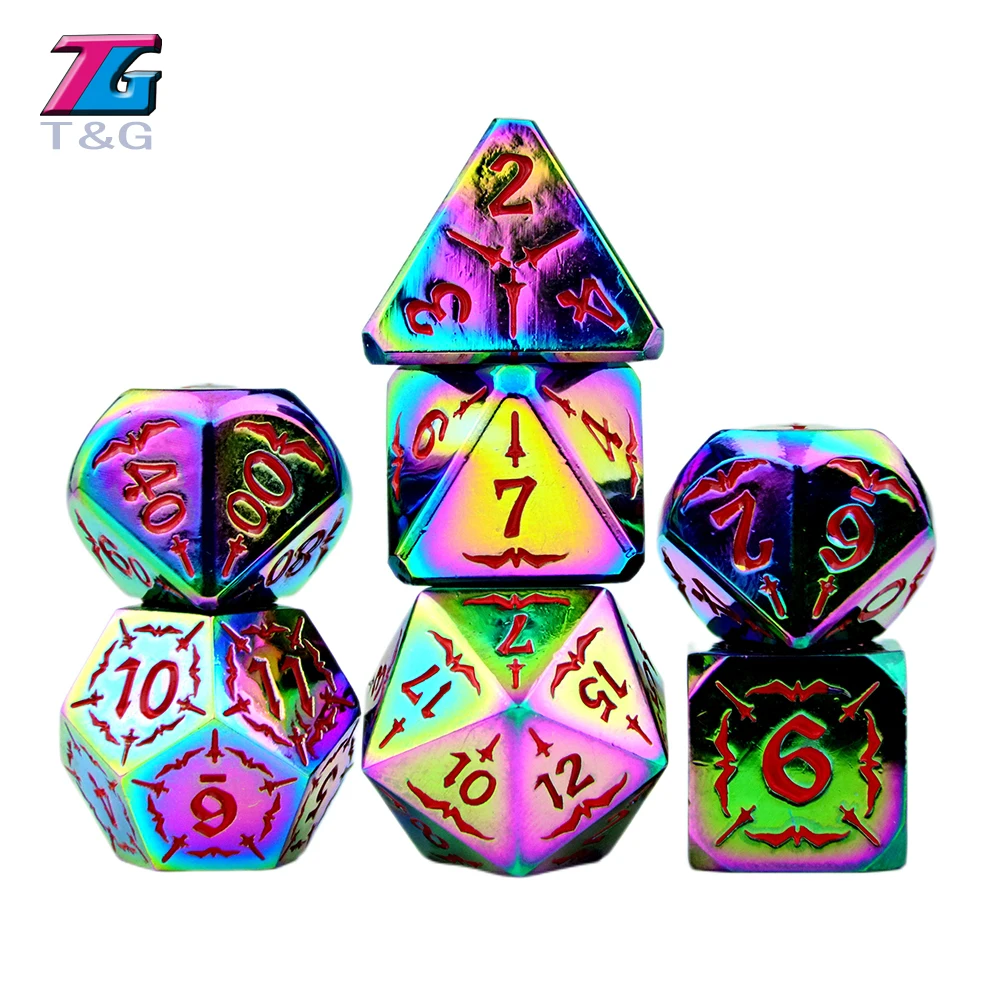 

Высококачественные блестящие цифровые металлические кубики, набор из искусственной кожи, рандомская ролевая игра, портативные кубики для ...