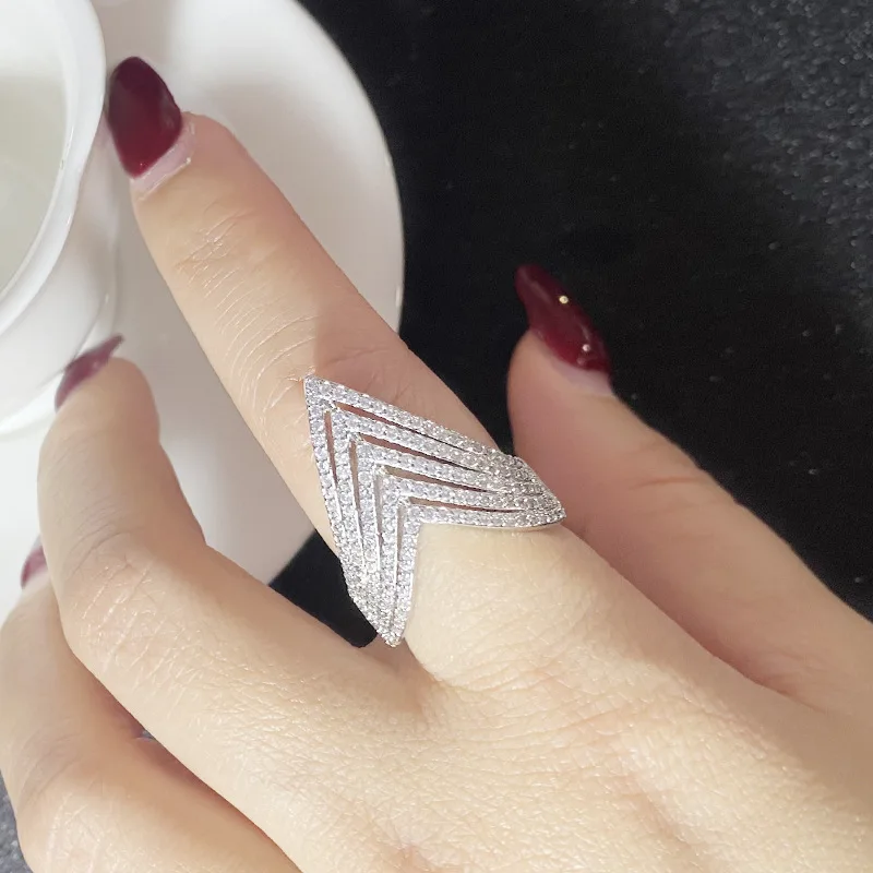 

Fashion niche design gift online celebrity Joker female multilayer pyramid V-shaped ring