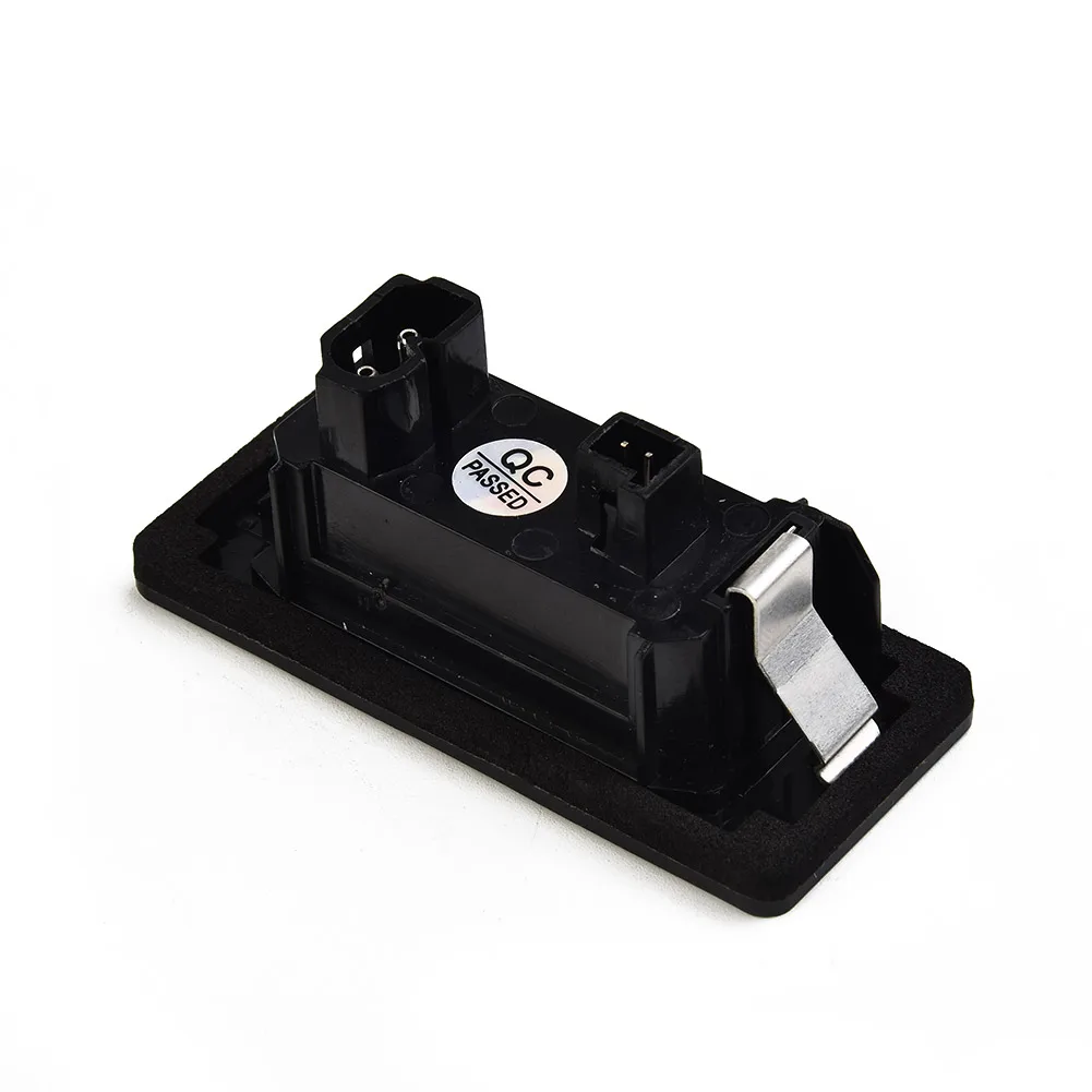 Детали 6000-6500K E60 E61 E93 E70 E39 F30