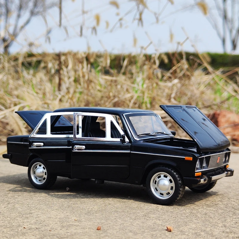 Классическая модель автомобиля LADA в масштабе 1:24 литая из сплава игрушечный