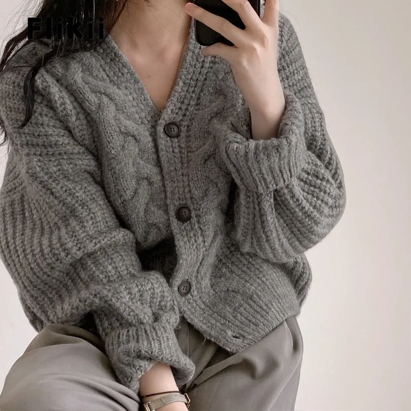 

Women's Vintage Knit Long Sleeve V-neck Casual Loose Pullovers 2023 Autumn Winter Korean Fashion Solid Ladies Chic Sweater Top