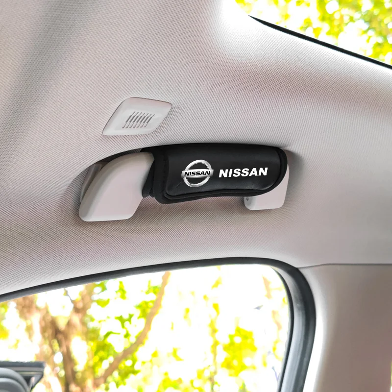 

Leather Car Logo Pull Gloves Comfortable Roof Handle Protection Cover Decor Accessories For Nissan Qashqai J11 Tiida Juke Navara