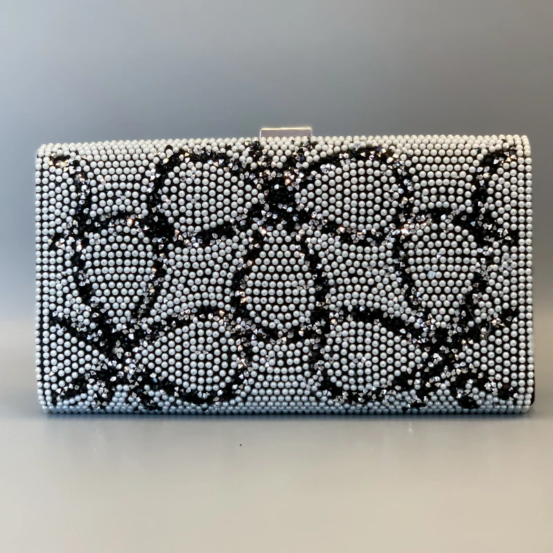 Y2K Women Fashion Handbag Lady Elegant Classic Clover Pattern Funky Metallic Wallets Chic Hasp Design Female Purse