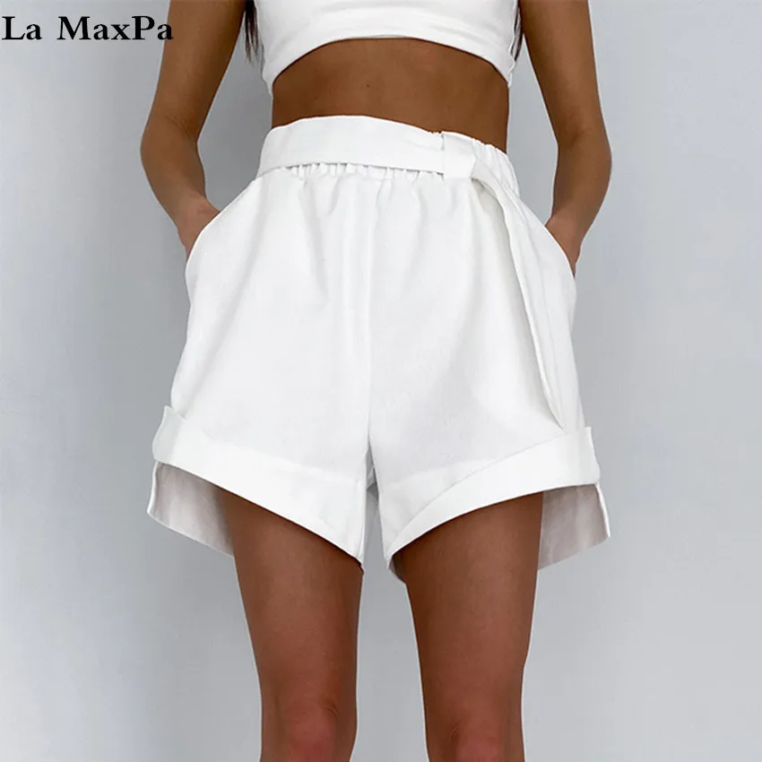 

Шорты женские Асимметричные с высокой талией, пикантные Свободные повседневные с широкими штанинами, с оборками и поясом, белый цвет, на лет...