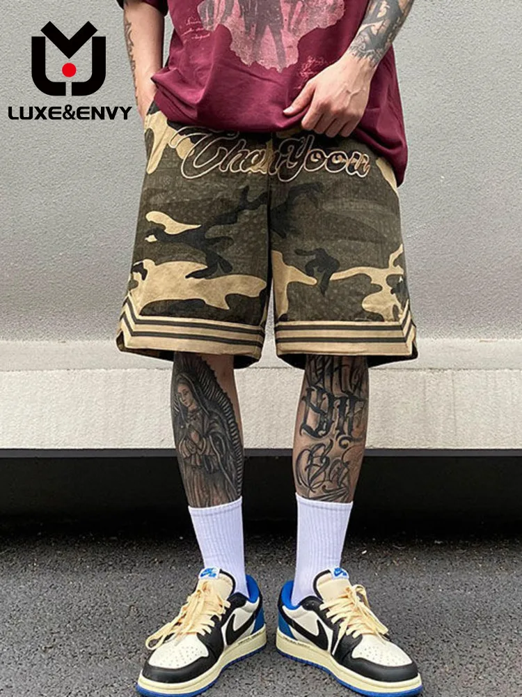 

LUXE&ENVY Vintage All-in-one Embroidered Camo Cargo Shorts Men's And Women's Loose Five-point Casual Pants Summer 2023 New