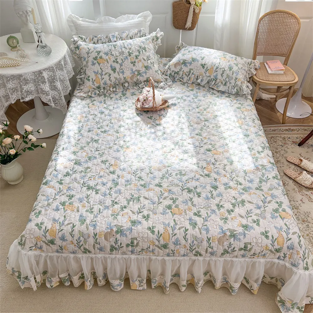 

Papa&Mima European Floral Lace Ruffle Edge Quilting Bedsheet Cotton Stitching Bedlinens Bed Cover 3pcs Bedspread Set Pillowcases