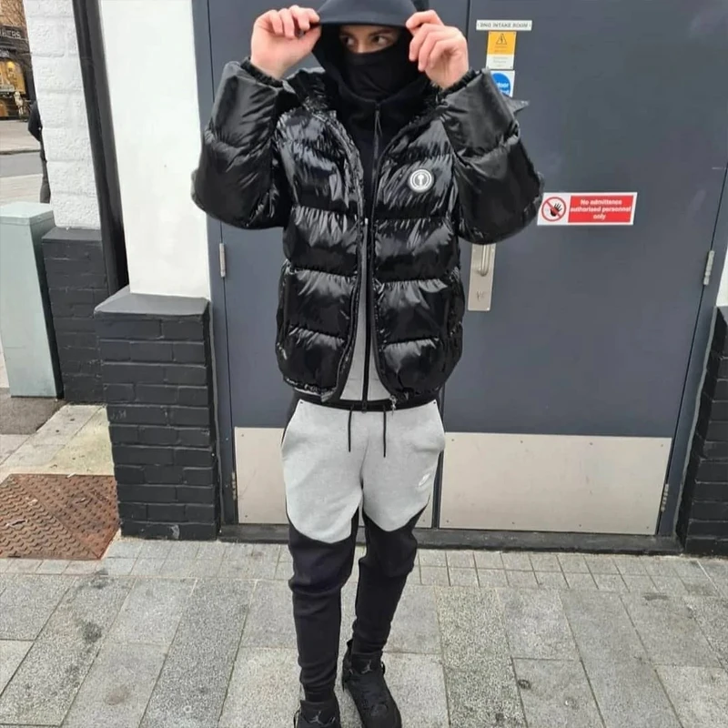 

Luxury Brand London Trapstar Down Jacket Men Parka Shiny Black Embroidery Logo Jacket Winter Windbreaker Warm Outwear In Stock