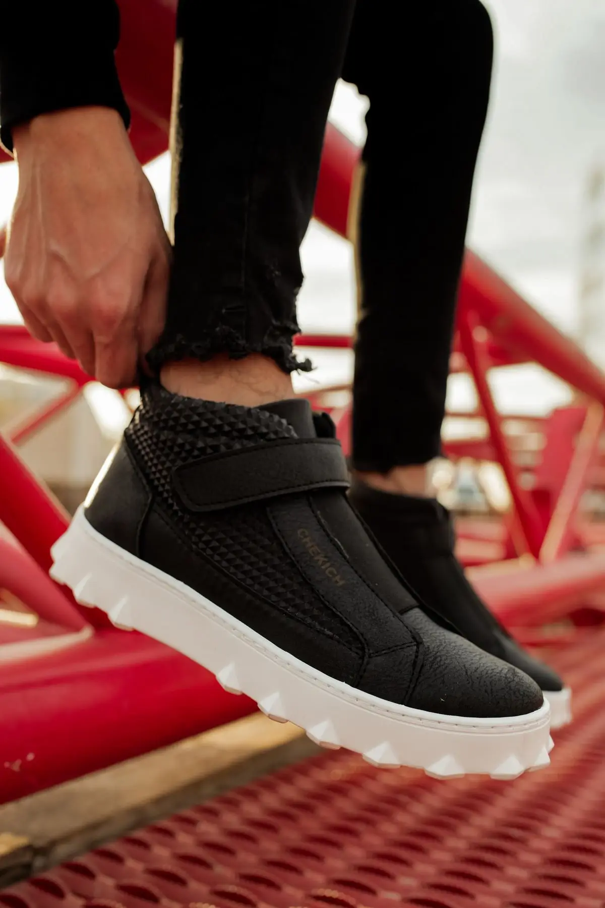 

Men Boots Platform Shoes Winter Designer Tactical Ankle Chelsea Steel Rain Casual Snow Luxury Sneakers For 2021 Airsoft Non-Leather Biker Man Black Mens Snickers Canvas Spring Autumn Mans Breathable Orthopedic Fashion