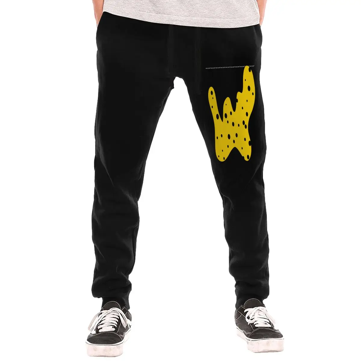 

Осенне-зимние мужские спортивные штаны с маленьким принтом, удобные и теплые, подходят для повседневной носки