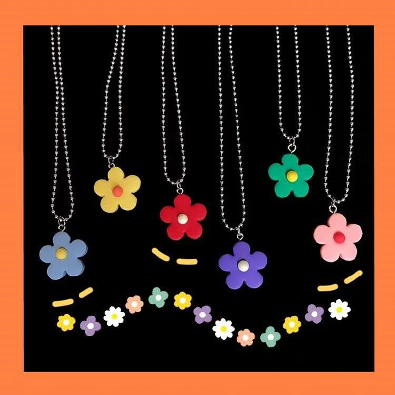 

6 Colors Japanese Flower Necklace Cute Ladies Small Flower Clavicle Chain Couple Girlfriend Necklace
