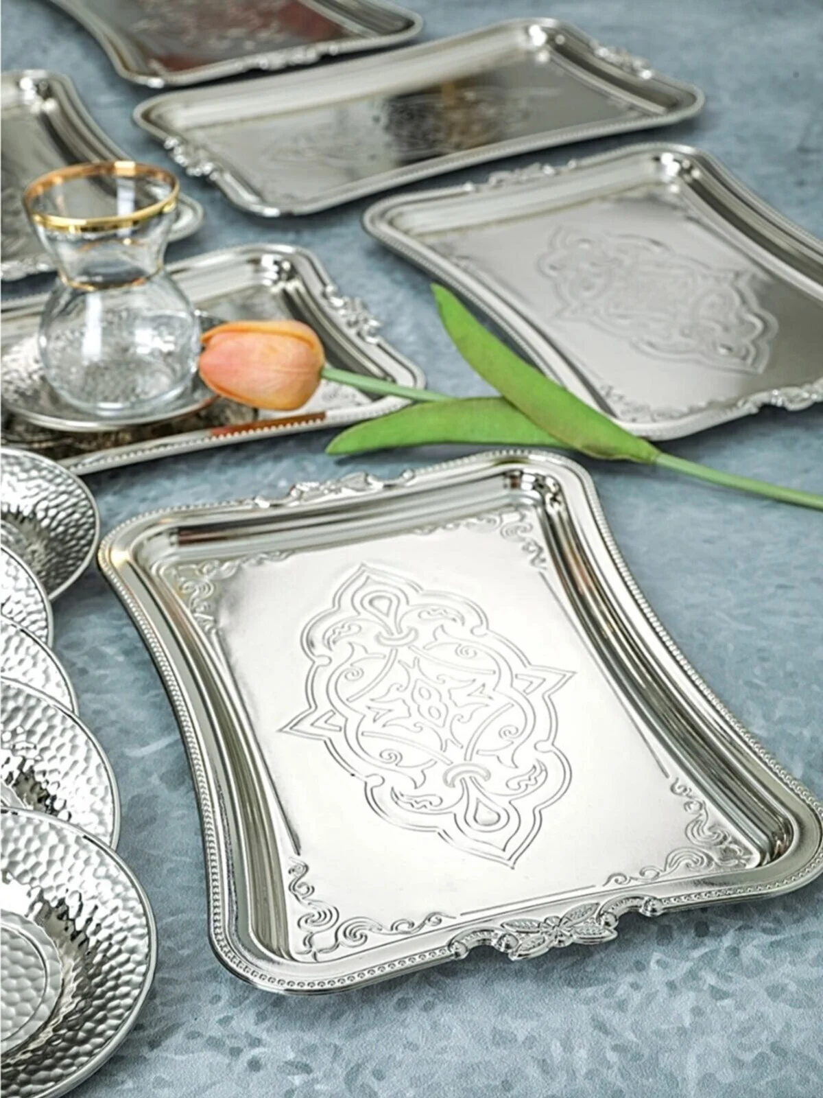 single coffee tea serving tray stainless metal anti tarnish silver or gold colored useful kitchen appliance classic home tool free global shipping